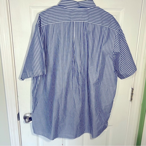 LL Bean Blue & White Striped short sleeve button down size XL. Wrinkle Resistant - Picture 6 of 7
